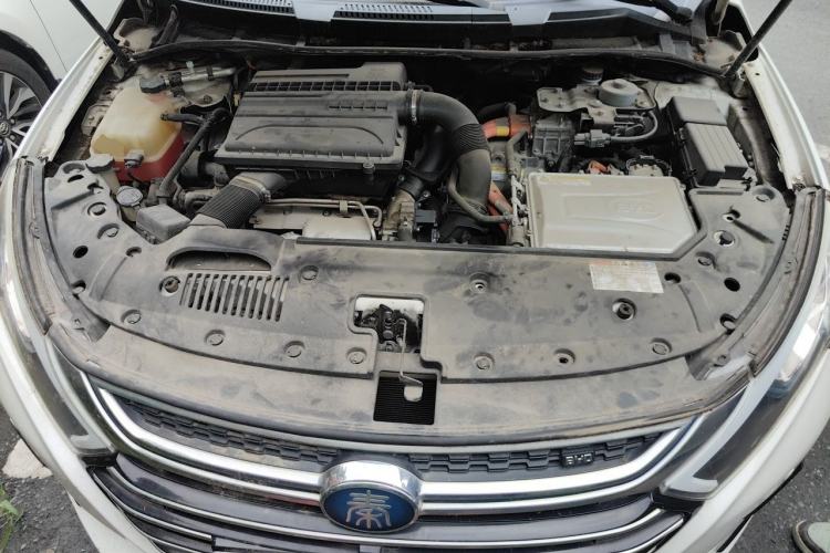 Used BYD Qin New Energy 2017 1.5T Luxury Model Engine Bay