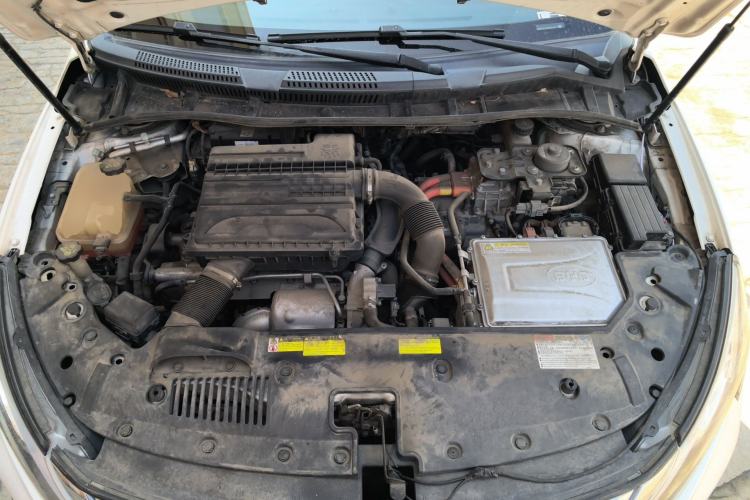 Used BYD Qin New Energy 2017 1.5T Luxury Model Engine Bay