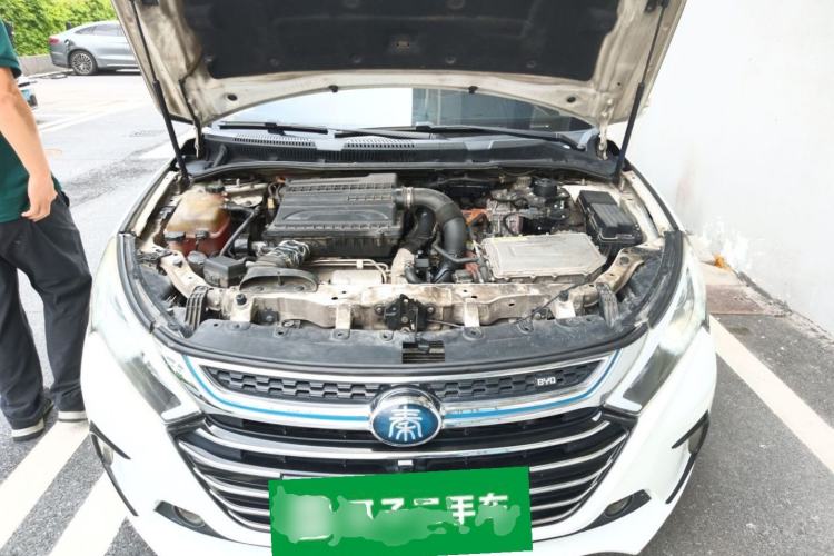Used BYD Qin New Energy 2017 1.5T Luxury Model Engine Bay