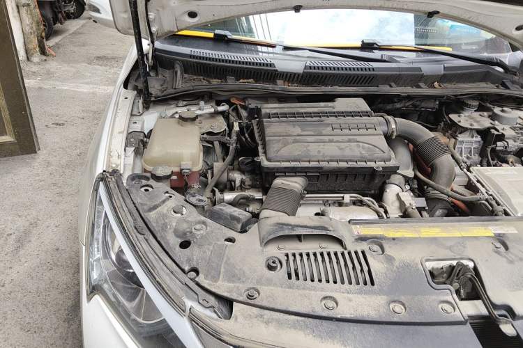 Used BYD Qin New Energy 2017 1.5T Luxury Model Engine Bay Right