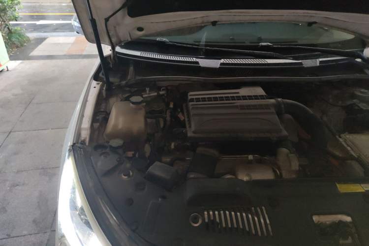 Used BYD Qin New Energy 2017 1.5T Luxury Model Engine Bay Right