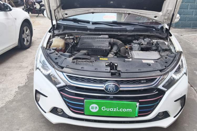 Used BYD Qin New Energy 2017 1.5T Luxury Model Engine Bay Right