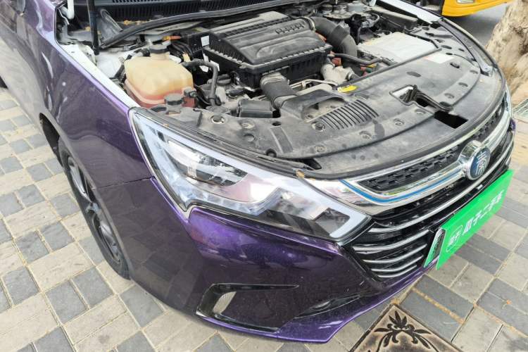 Used BYD Qin New Energy 2017 1.5T Luxury Model Engine Bay Right