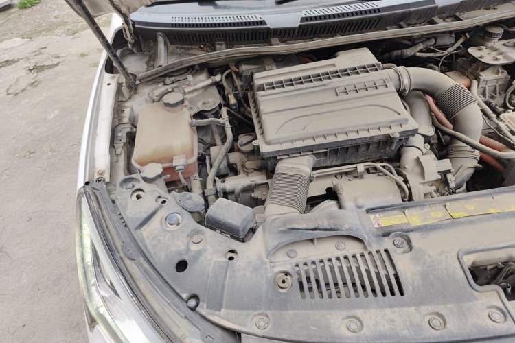 Used BYD Qin New Energy 2017 1.5T Luxury Model Engine Bay Right
