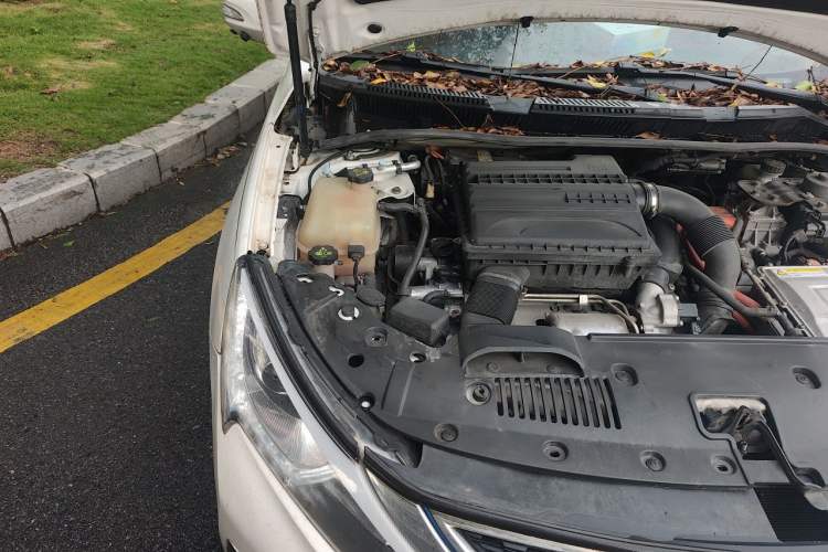 Used BYD Qin New Energy 2017 1.5T Luxury Model Engine Bay Right