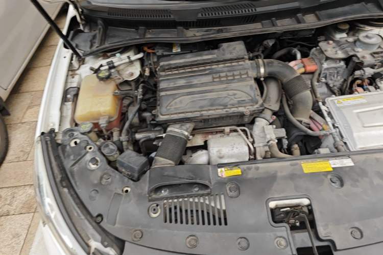 Used BYD Qin New Energy 2017 1.5T Luxury Model Engine Bay Right