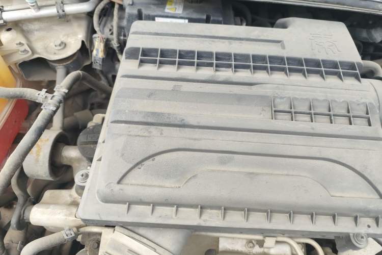 Used BYD Qin New Energy 2017 1.5T Luxury Model Engine Bay Right