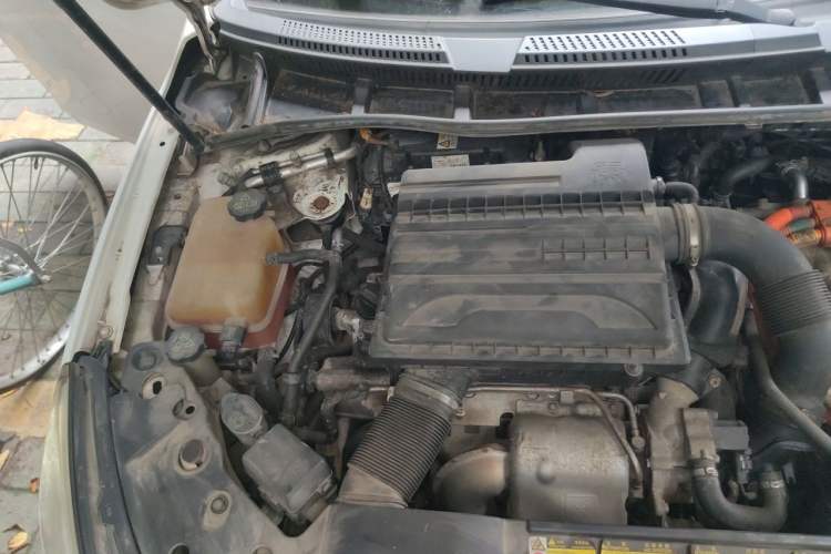 Used BYD Qin New Energy 2017 1.5T Luxury Model Engine Bay Right