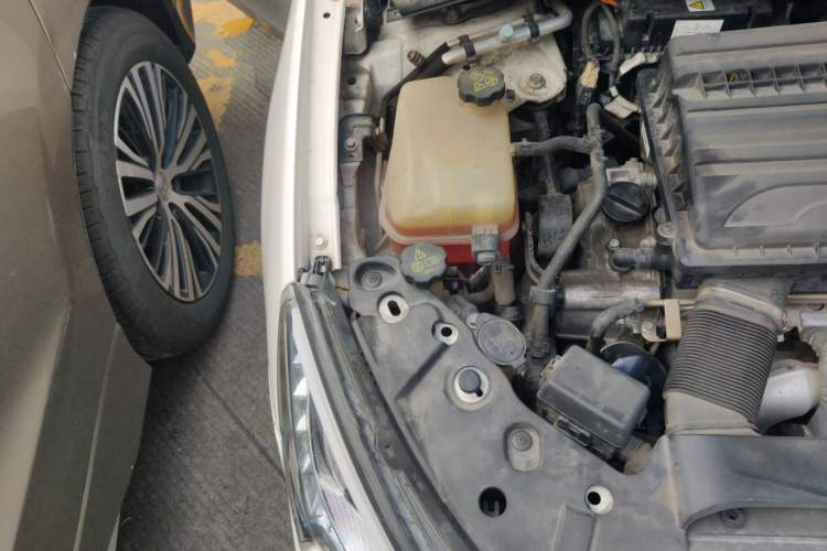 Used BYD Qin New Energy 2017 1.5T Luxury Model Engine Bay Right