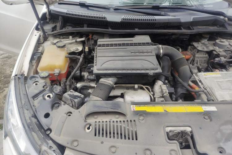 Used BYD Qin New Energy 2017 1.5T Luxury Model Engine Bay Right