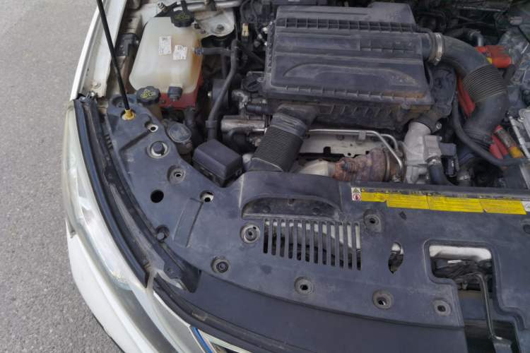 Used BYD Qin New Energy 2017 Qin 1.5T 100 Engine Bay Right