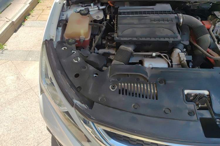 Used BYD Qin New Energy 2017 1.5T Luxury Model Engine Bay Right