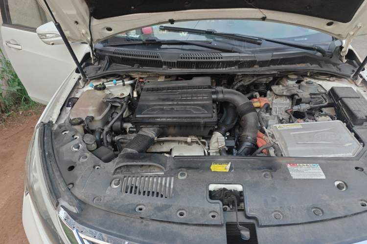 Used BYD Qin New Energy 2017 1.5T Luxury Model Engine Bay Right