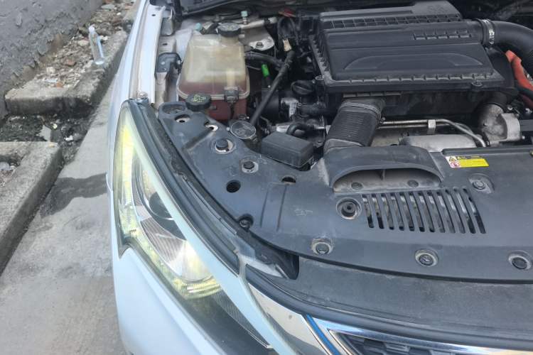 Used BYD Qin New Energy 2017 Qin 1.5T 100 Engine Bay Right