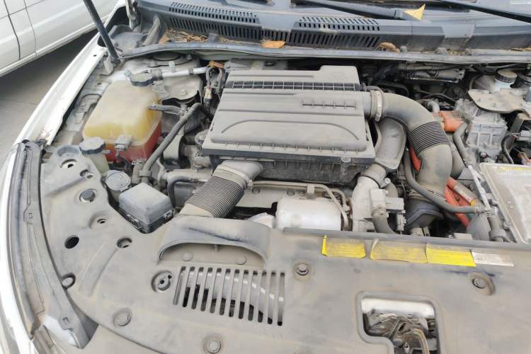 Used BYD Qin New Energy 2017 1.5T Luxury Model Engine Bay Right