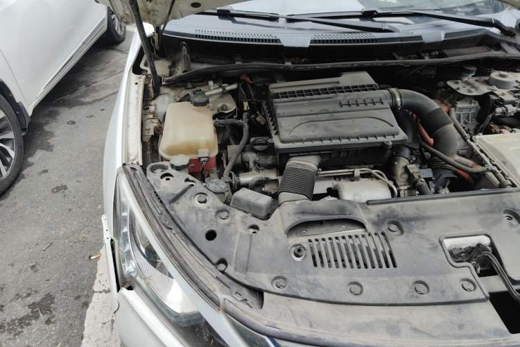 Used BYD Qin New Energy 2017 1.5T Luxury Model Engine Bay Right