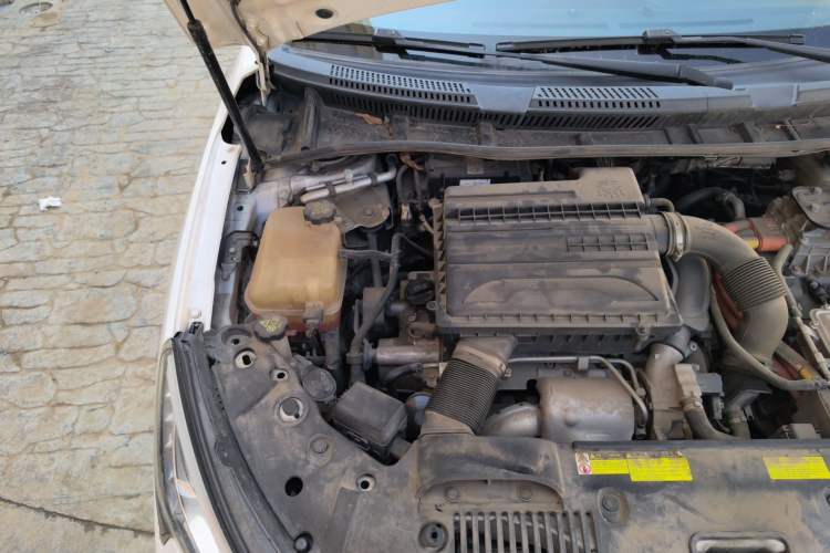 Used BYD Qin New Energy 2017 1.5T Luxury Model Engine Bay Right