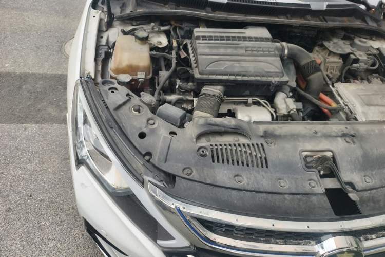 Used BYD Qin New Energy 2017 1.5T Luxury Model Engine Bay Right