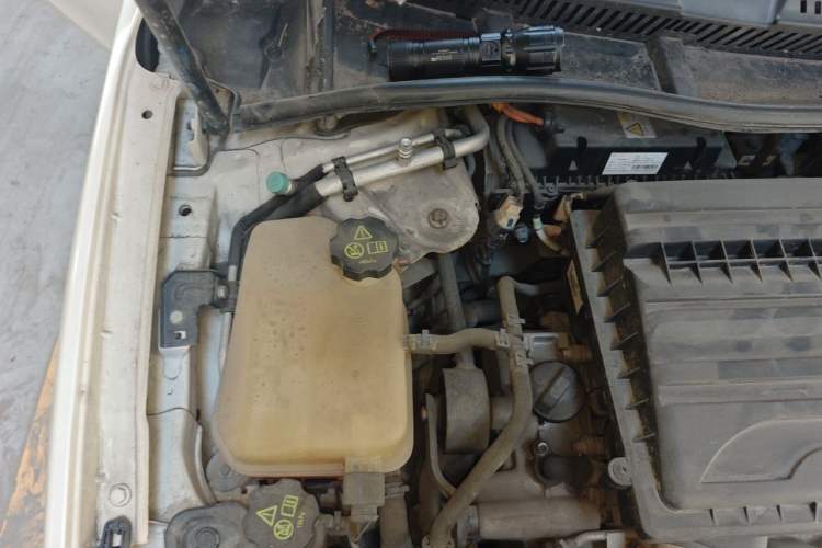 Used BYD Qin New Energy 2017 1.5T Luxury Model Engine Bay Right
