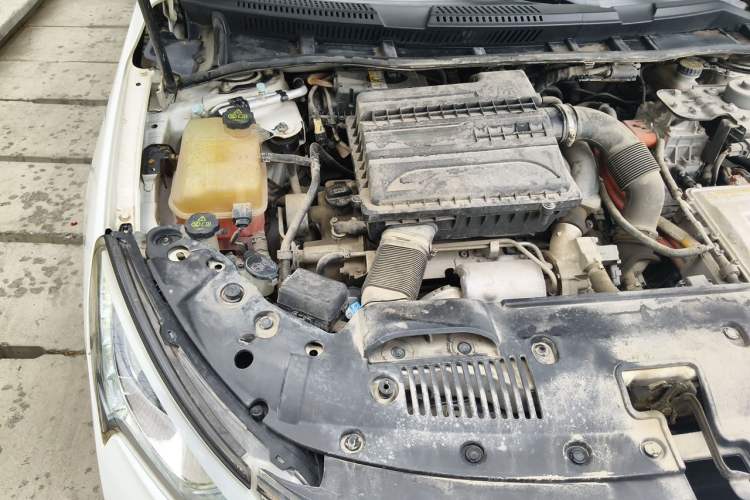 Used BYD Qin New Energy 2017 1.5T Luxury Model Engine Bay Right