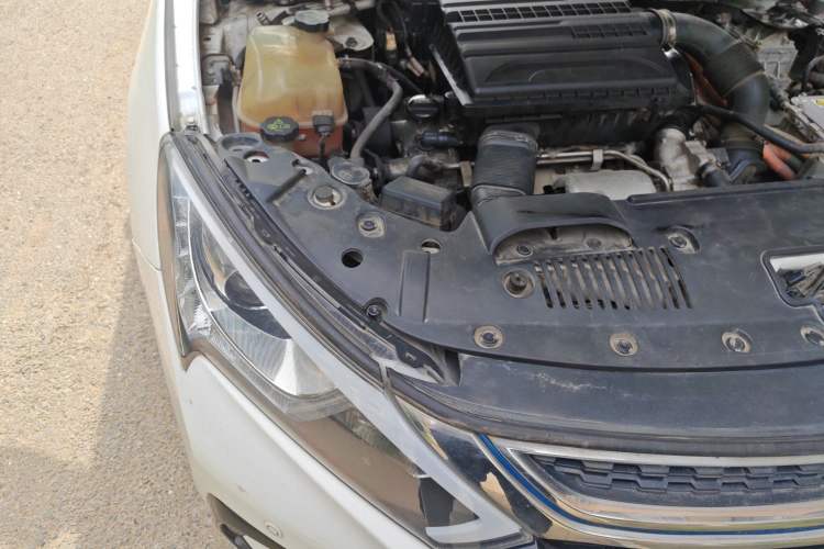 Used BYD Qin New Energy 2017 1.5T Luxury Model Engine Bay Right