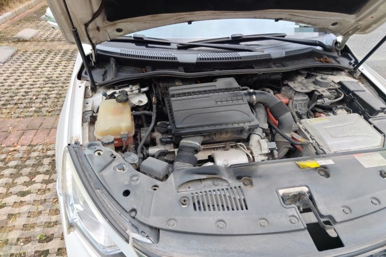 Used BYD Qin New Energy 2017 1.5T Luxury Model Engine Bay Right