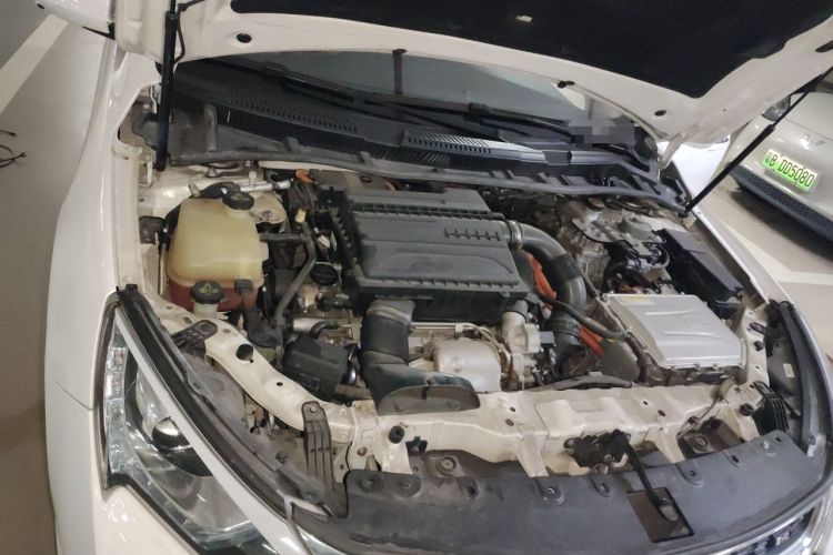 Used BYD Qin New Energy 2017 1.5T Luxury Model Engine Bay Right