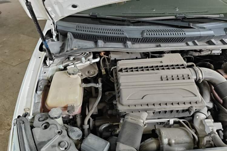 Used BYD Qin New Energy 2017 1.5T Luxury Model Engine Bay Right
