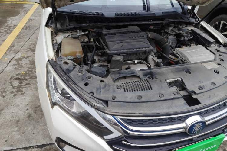 Used BYD Qin New Energy 2017 1.5T Luxury Model Engine Bay Right