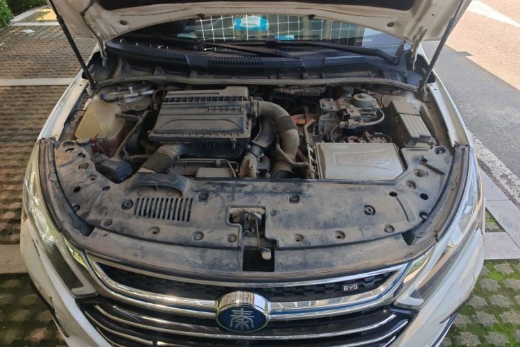 Used BYD Qin New Energy 2017 1.5T Luxury Model Engine Bay