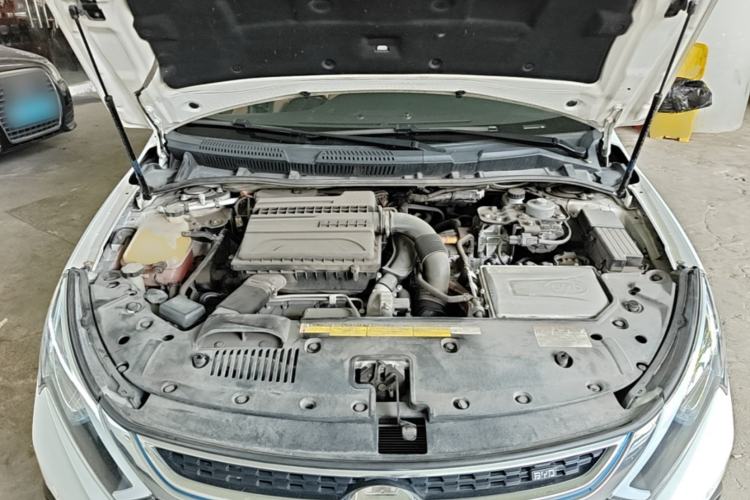 Used BYD Qin New Energy 2017 1.5T Luxury Model Engine Bay
