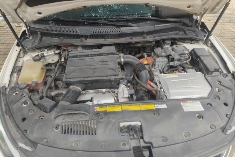 Used BYD Qin New Energy 2017 1.5T Luxury Model Engine Bay