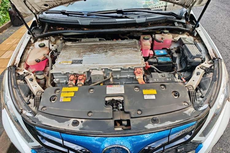 Used BYD Qin New Energy 2017 Qin EV300 Luxury Edition Engine Bay