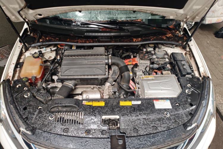 Used BYD Qin New Energy 2017 1.5T Luxury Model Engine Bay