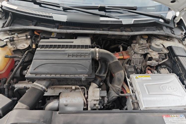 Used BYD Qin New Energy 2017 1.5T Luxury Model Engine Bay