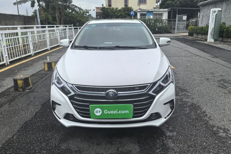 Used BYD Qin New Energy 2017 1.5T Luxury Model Exterior 1