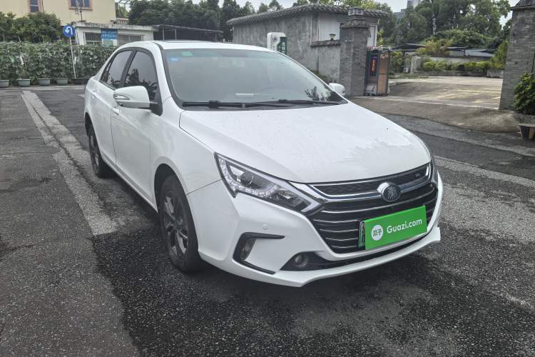 Used BYD Qin New Energy 2017 1.5T Luxury Model Exterior 2