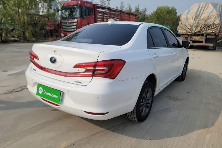 Used BYD Qin New Energy 2017 1.5T Luxury Model Exterior 3