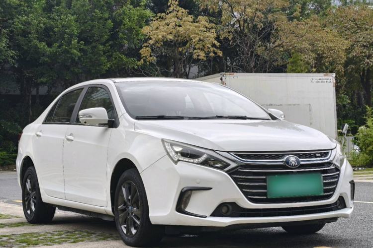 Used BYD Qin New Energy 2017 1.5T Luxury Model Exterior 3