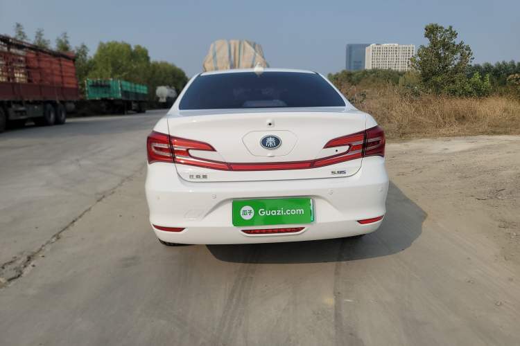 Used BYD Qin New Energy 2017 1.5T Luxury Model Exterior 4