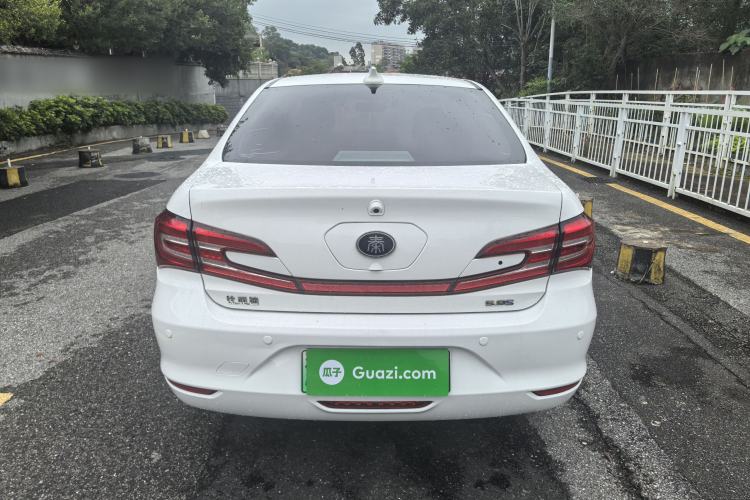 Used BYD Qin New Energy 2017 1.5T Luxury Model Exterior 4