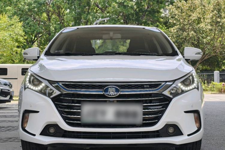 Used BYD Qin New Energy 2017 1.5T Luxury Model Exterior 5