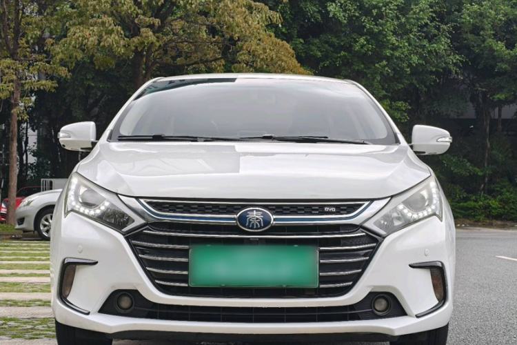 Used BYD Qin New Energy 2017 1.5T Luxury Model Exterior 6