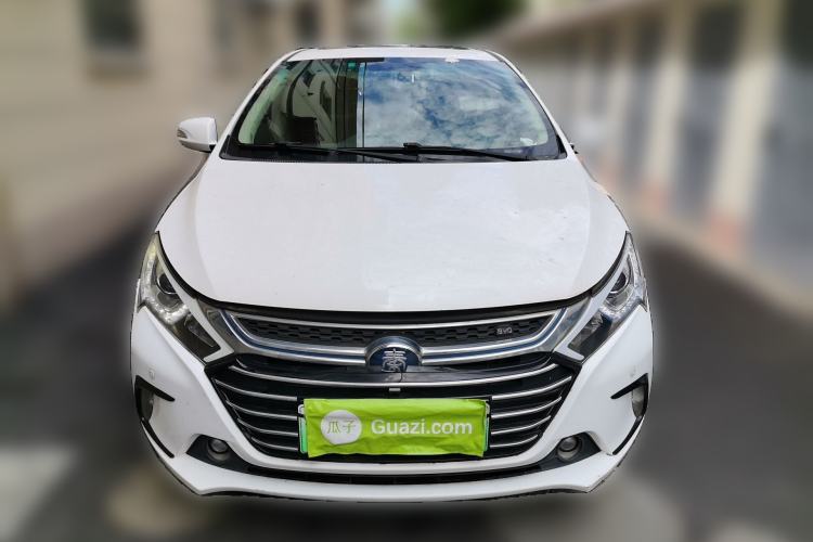 Used BYD Qin New Energy 2017 Qin 1.5T 100 Front