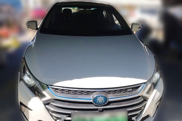 Used BYD Qin New Energy 2017 1.5T Luxury Model Front