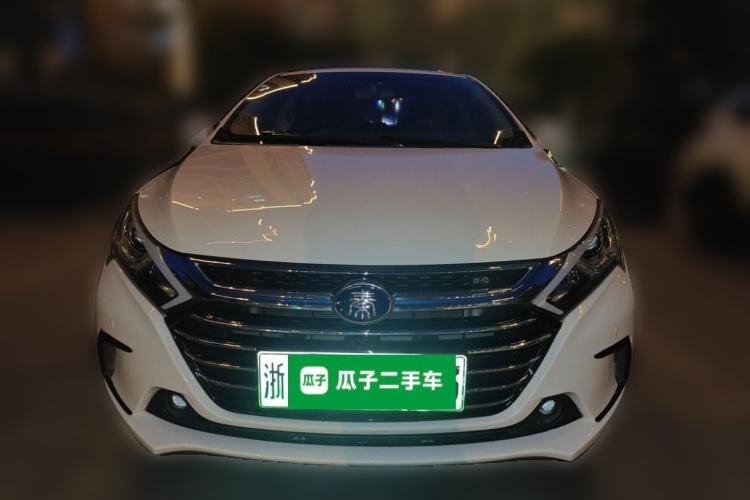 Used BYD Qin New Energy 2017 1.5T Luxury Model Front