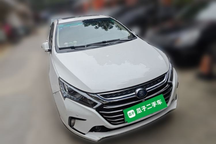 Used BYD Qin New Energy 2017 1.5T Luxury Model Front Right 45 Deg