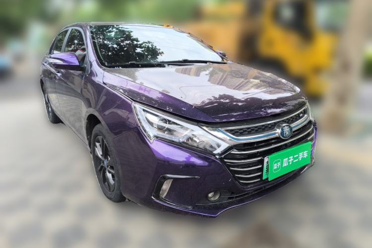 Used BYD Qin New Energy 2017 1.5T Luxury Model Front Right 45 Deg