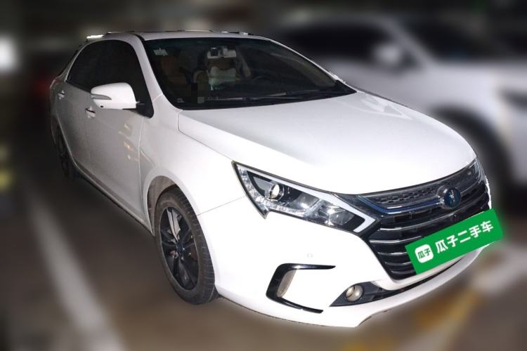 Used BYD Qin New Energy 2017 1.5T Luxury Model Front Right 45 Deg