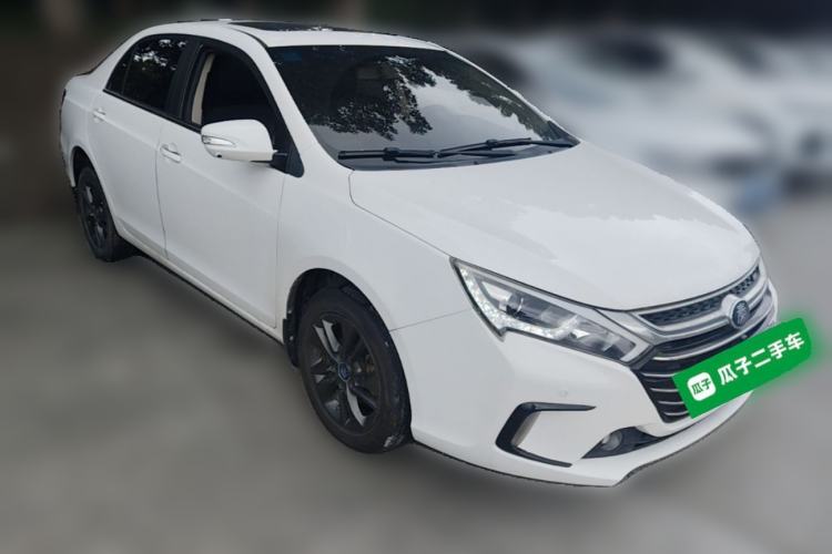 Used BYD Qin New Energy 2017 1.5T Luxury Model Front Right 45 Deg